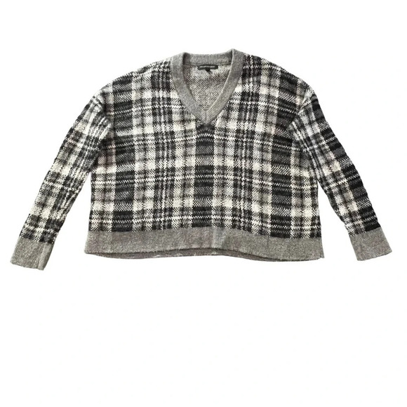 Banana Republic Women's Small Oversized Short Wool Blend Plaid V-Neck Sweater‎ - Picture 1 of 4
